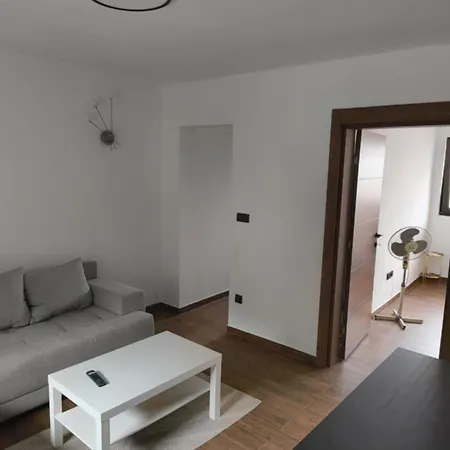 In Zemun Gardos Apartment *