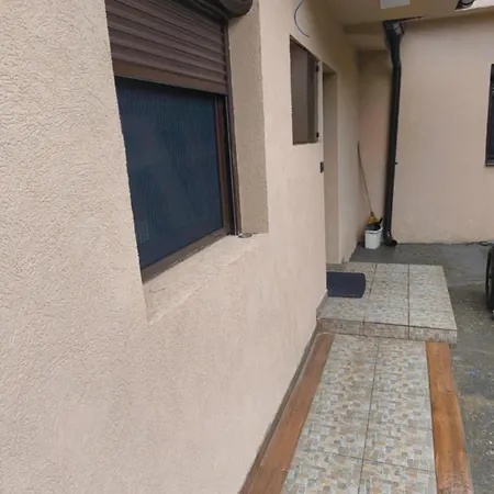 Apartment In Zemun Gardos Belgrad