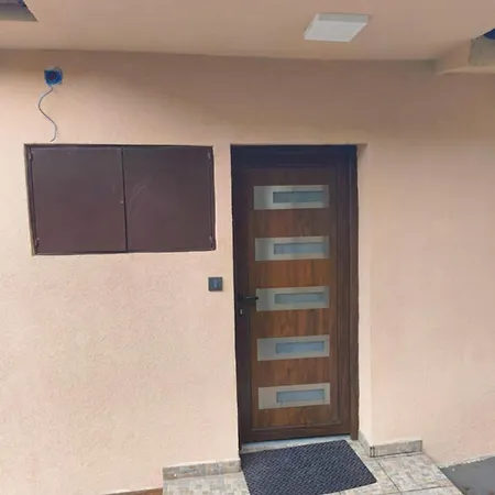 In Zemun Gardos Appartamento Belgrado